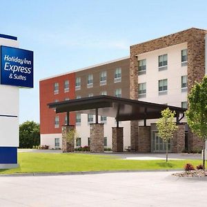 Holiday Inn Express & Suites - Savannah N - Port Wentworth By Ihg